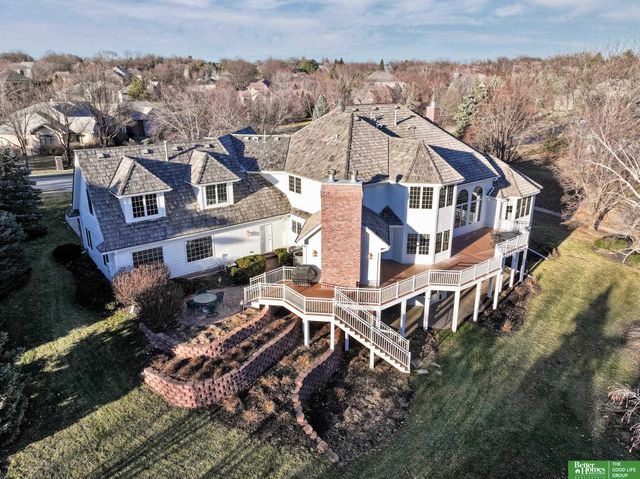 13309 Nicholas Street, Omaha, NE 68154