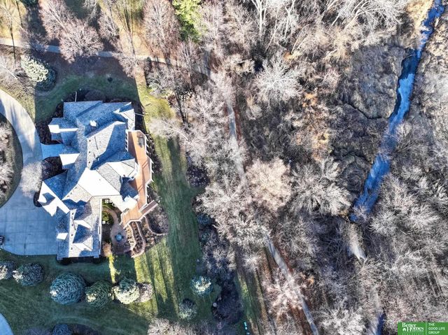 13309 Nicholas Street, Omaha, NE 68154