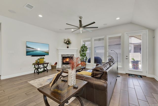 415 Bridle, New Braunfels, TX 78132