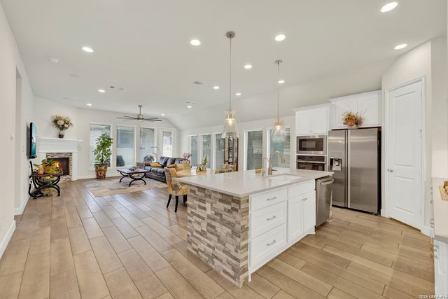 415 Bridle, New Braunfels, TX 78132
