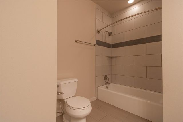 1702 Forest Hill DR A, Austin, TX 78745