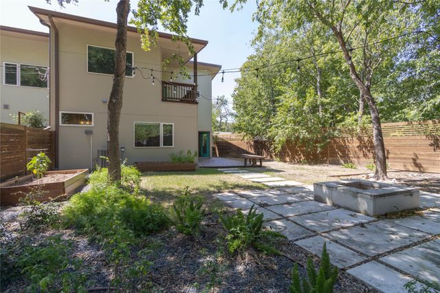 1702 Forest Hill DR A, Austin, TX 78745