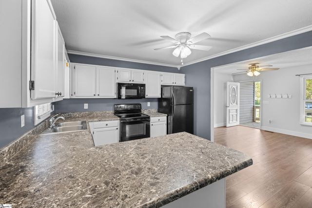 162 Bass Drive, Fair Play, SC 29643