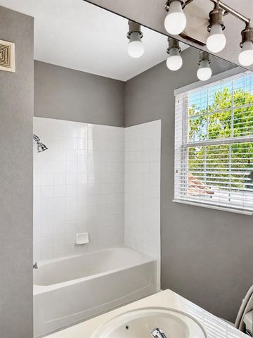 3332 ROBERT TRENT JONES DRIVE 20603, Orlando, FL 32835