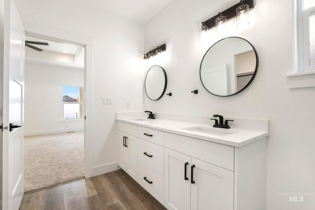 821 23rd Ave E, Jerome, ID 83338