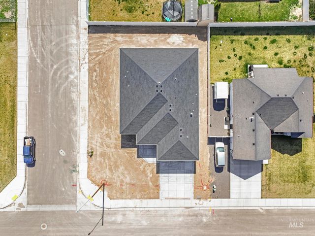 821 23rd Ave E, Jerome, ID 83338