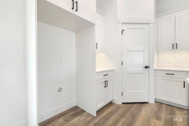 821 23rd Ave E, Jerome, ID 83338