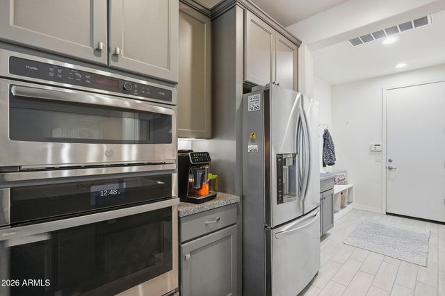 10730 W Yukon Drive, Sun City, AZ 85373