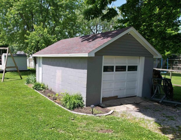 1810 Fremont Street, Crawfordsville, IN 47933