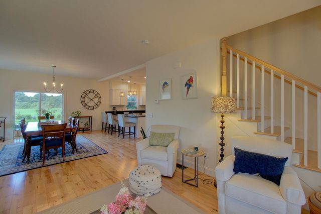 307 Rye Circle, South Burlington, VT 05403