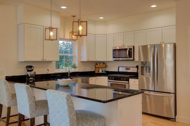 307 Rye Circle, South Burlington, VT 05403