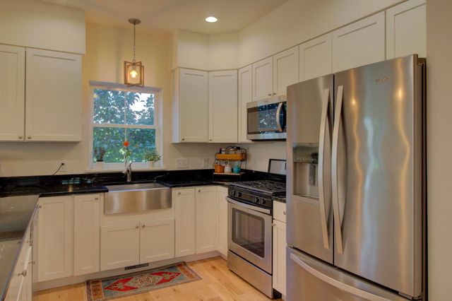 307 Rye Circle, South Burlington, VT 05403