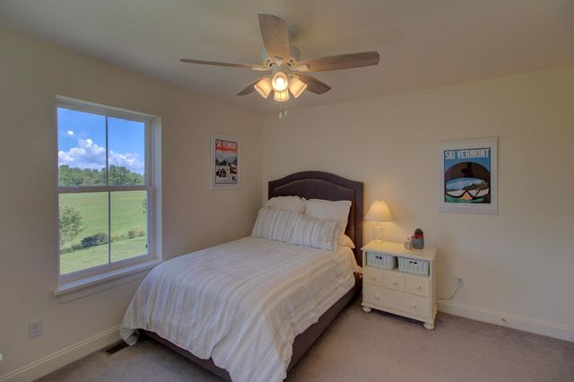 307 Rye Circle, South Burlington, VT 05403