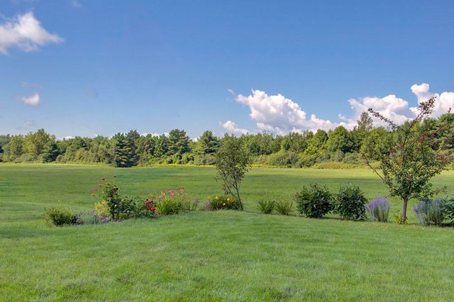 307 Rye Circle, South Burlington, VT 05403