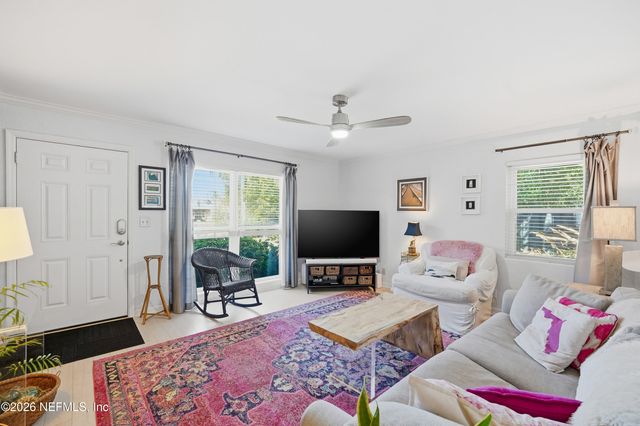 926 6TH Avenue N, Jacksonville Beach, FL 32250