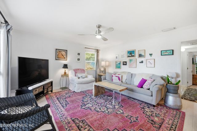 926 6TH Avenue N, Jacksonville Beach, FL 32250