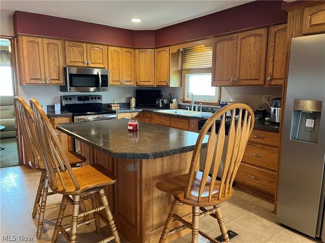 54837 High Ridge Road, Bellaire, OH 43906