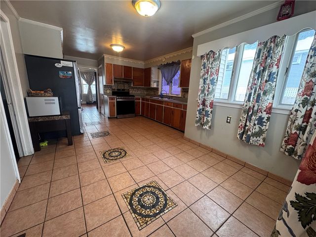 19 Mcguckin Street, Rochester, NY 14611