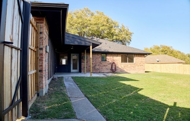 5302 Anchor Cove Circle, Garland, TX 75043