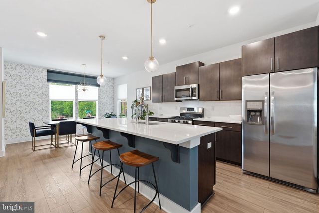 4336 LAPLATA AVE, Baltimore, MD 21211