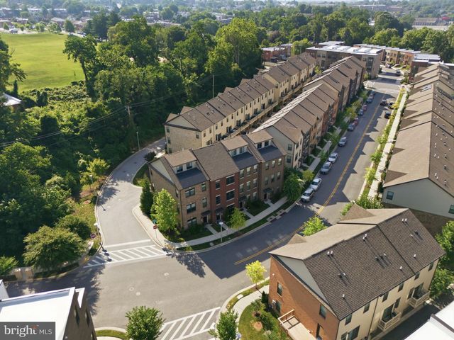 4336 LAPLATA AVE, Baltimore, MD 21211