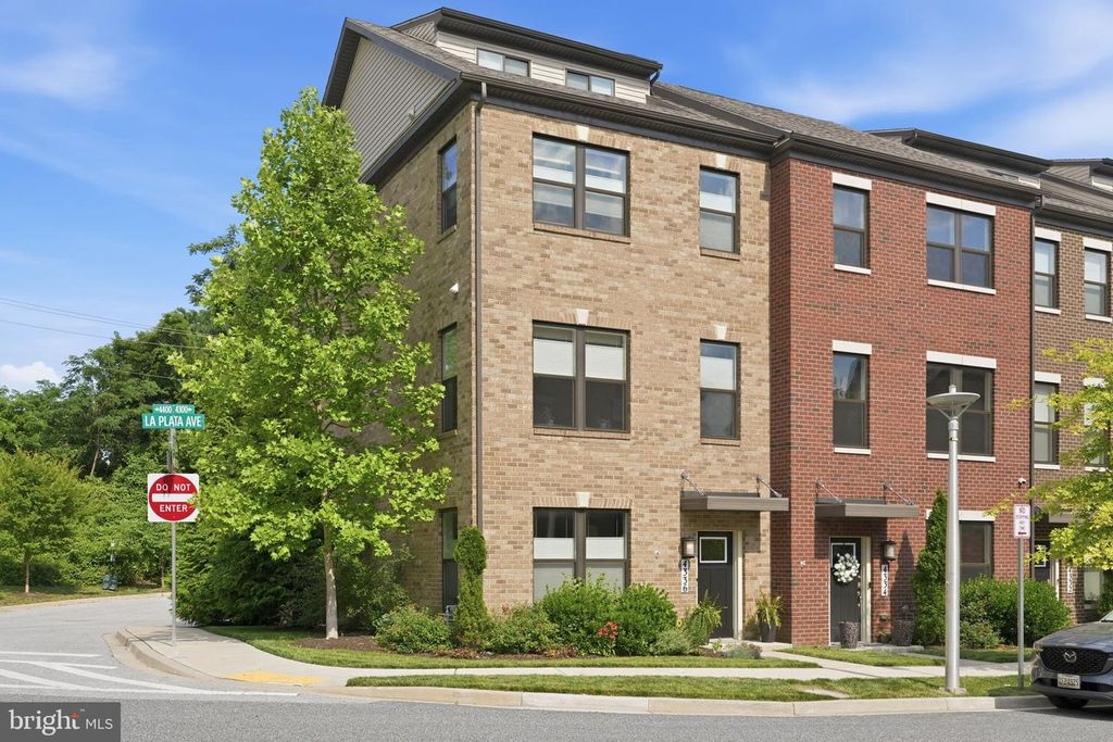 4336 LAPLATA AVE, Baltimore, MD 21211