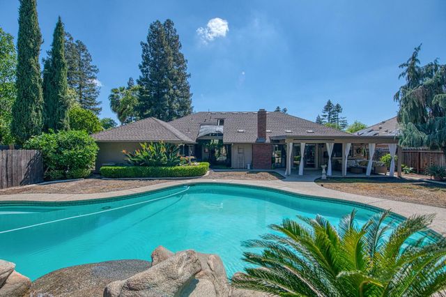 480 E Cole, Fresno, CA 93720