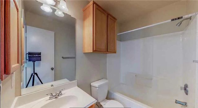 512 Nelson Lane, College Station, TX 77840