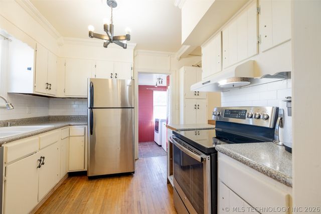 103 S Knoxville Avenue, Tulsa, OK 74112