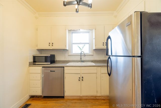 103 S Knoxville Avenue, Tulsa, OK 74112