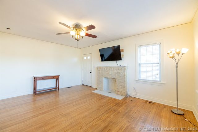 103 S Knoxville Avenue, Tulsa, OK 74112