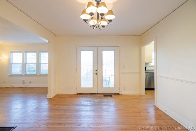 103 S Knoxville Avenue, Tulsa, OK 74112