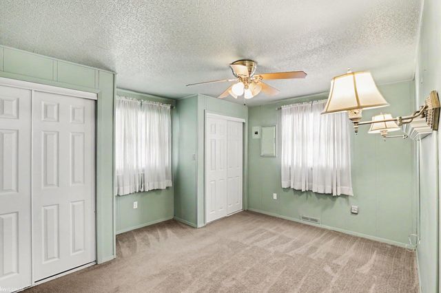24261 Eleanor Avenue, Warren, MI 48089