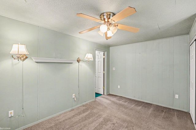 24261 Eleanor Avenue, Warren, MI 48089