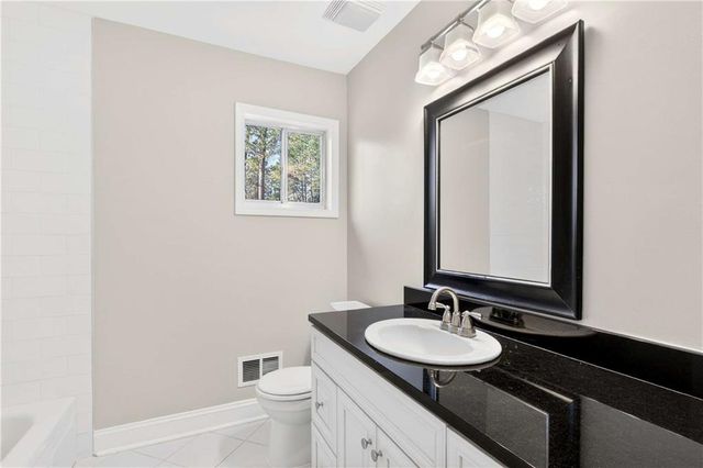 5121 Davantry Drive, Dunwoody, GA 30338