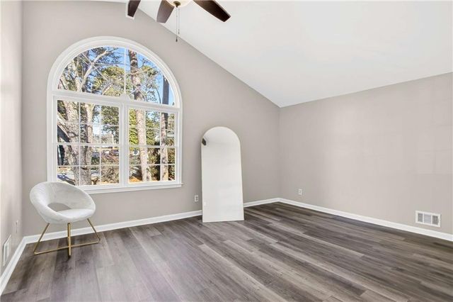 5121 Davantry Drive, Dunwoody, GA 30338