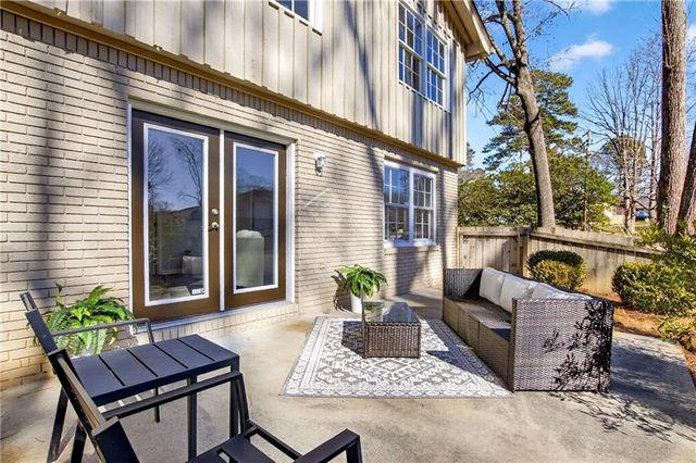 5121 Davantry Drive, Dunwoody, GA 30338