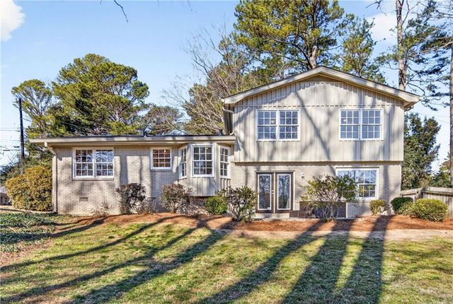 5121 Davantry Drive, Dunwoody, GA 30338