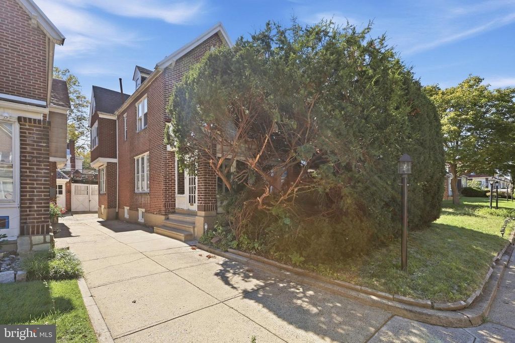 1210 HAWORTH ST, Philadelphia, PA 19124