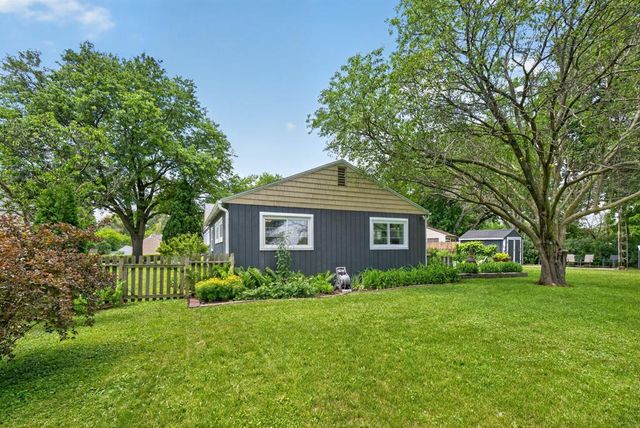 1533 Damon Court SE, Rochester, MN 55904