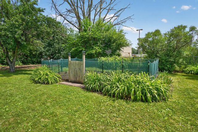1533 Damon Court SE, Rochester, MN 55904