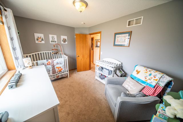 1154 Peregrine Dr SE, Rochester, MN 55904