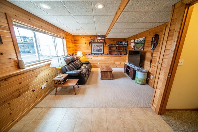 1154 Peregrine Dr SE, Rochester, MN 55904