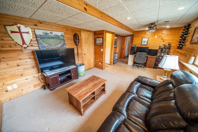 1154 Peregrine Dr SE, Rochester, MN 55904