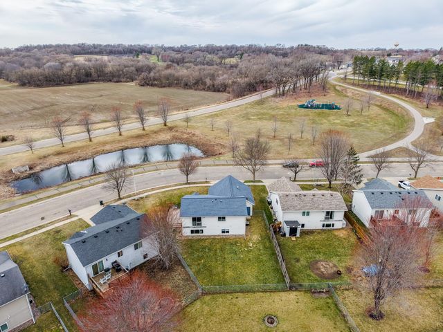 1154 Peregrine Dr SE, Rochester, MN 55904