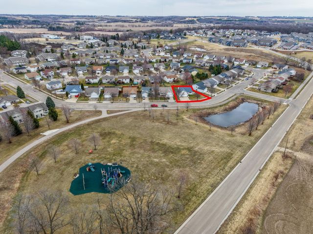 1154 Peregrine Dr SE, Rochester, MN 55904