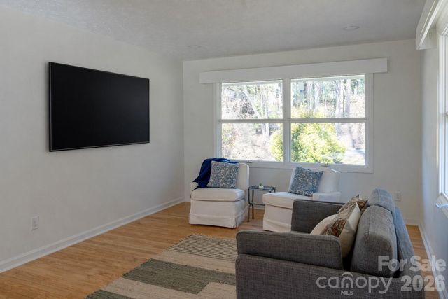 104 Disosway Street, Black Mountain, NC 28711