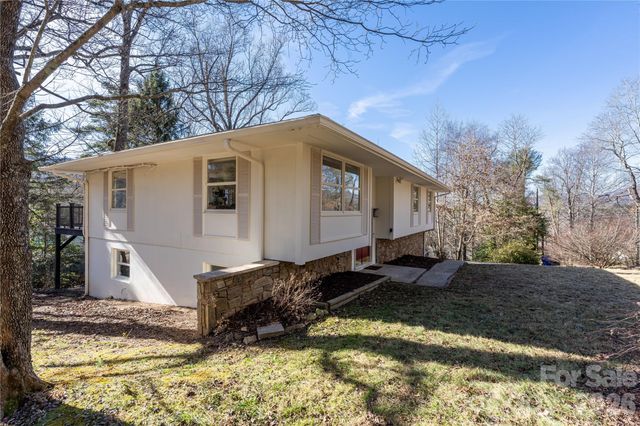 104 Disosway Street, Black Mountain, NC 28711