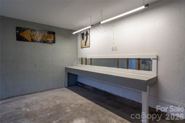 104 Disosway Street, Black Mountain, NC 28711