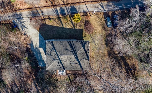 104 Disosway Street, Black Mountain, NC 28711